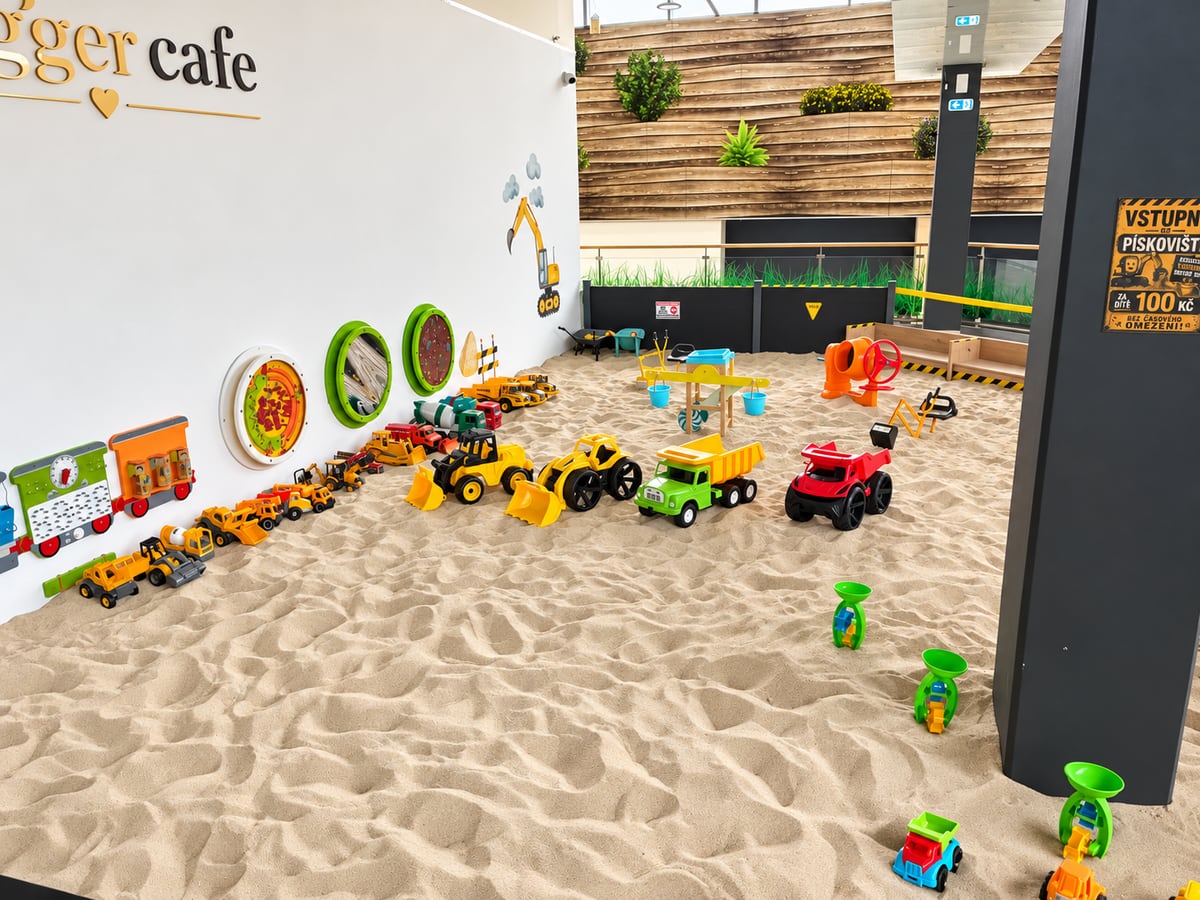 Dětské stavební stroje na pískovišti Digger cafe